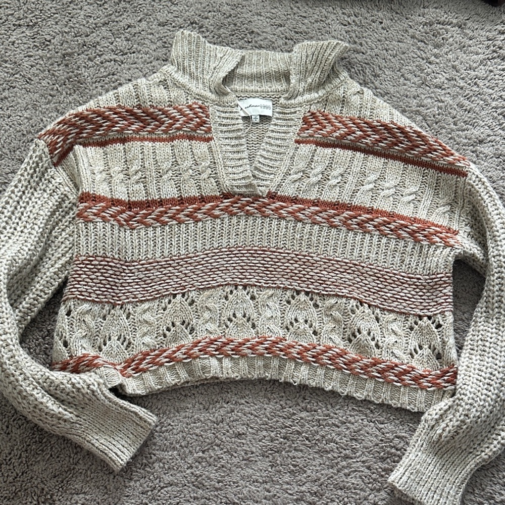 TJ Max V-Neck Sweater - Cream and Brown